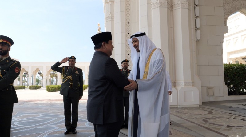 Dentuman Meriam Sambut Kedatangan Prabowo di UEA