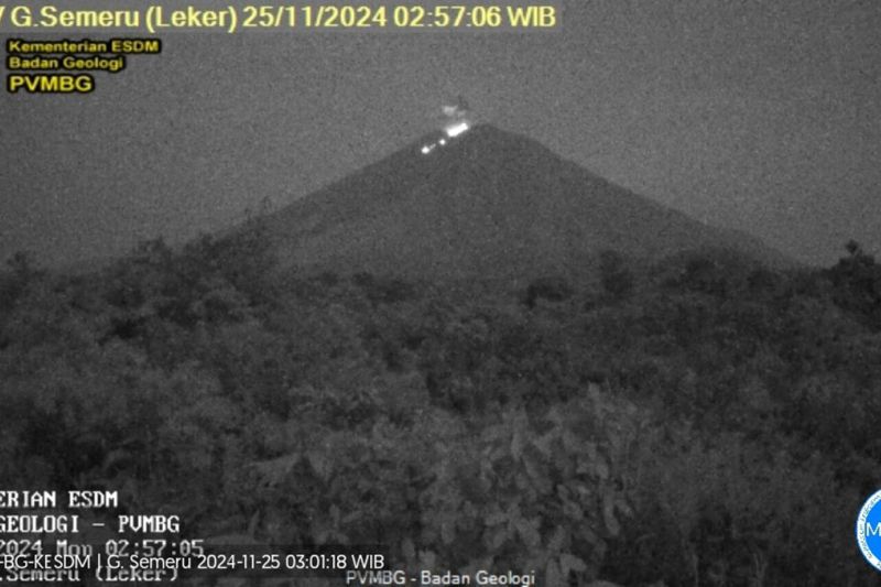 Gunung Semeru Terpantau Erupsi 16 Kali Hari Ini