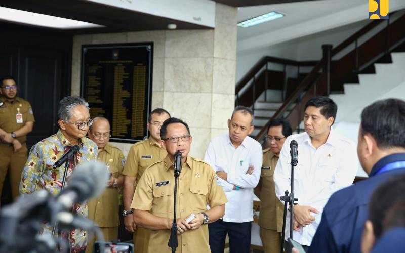 Mendagri Minta Bawaslu Tak Ragu Tindak ASN Nakal