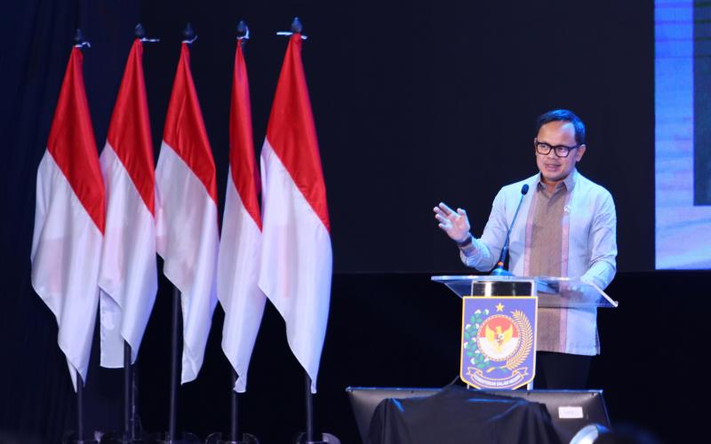 Data Kependudukan Pilar Utama Indonesia Menuju 5 Besar Dunia