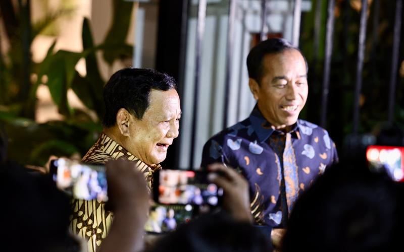 100 Hari Jadi Presiden, Prabowo Konsolidasi dan Berupaya Keluar dari Bayang-bayang Jokowi