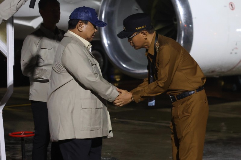 Prabowo Sambangi Kupang