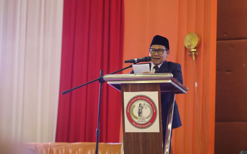 Menko PM Sampaikan Pentingnya Pendidikan dalam Pembangunan Nasional