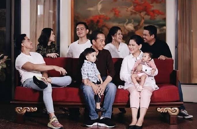 PDIP Umumkan Pemecatan Jokowi dan Keluarga, Instruksi Megawati
