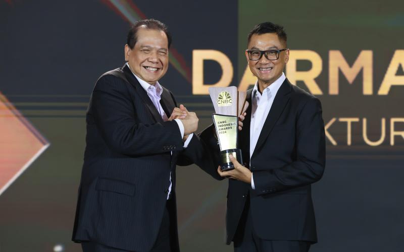 Darmawan Prasodjo Cetak Hattrick CEO of The Year