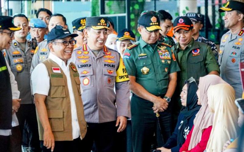 Menko PMK Pratikno Pantau Kesiapan Pelayanan Optimal Selama Libur Nataru