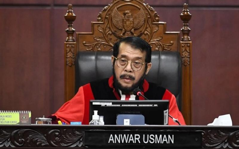 Anwar Usman Opname Setelah Terjatuh, MK Tunda Sidang Sengketa Pilkada