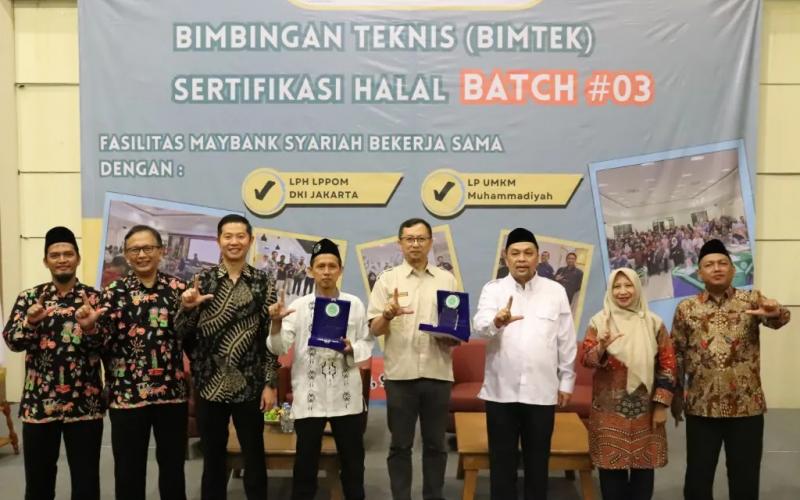 Lewat Bimtek, LPPOM DKI Jakarta dan Maybank Dukung UMKM Terima Sertifikasi Halal
