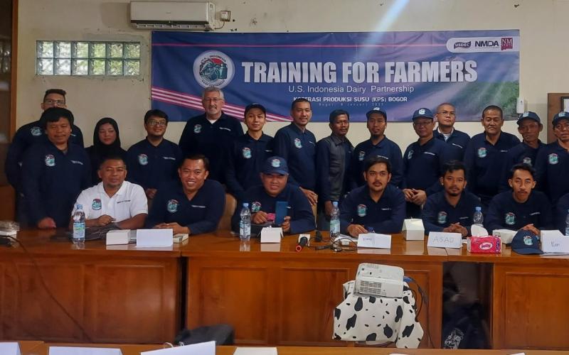 Mitra Peternak Sapi Perah Indonesia Jalani Pelatihan dari USDEC