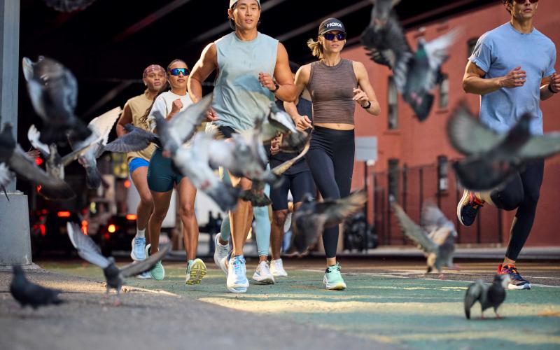 Sepatu Lari Ultra-Bantalan, HOKA Bondi 9 Resmi Diluncurkan Hari Ini