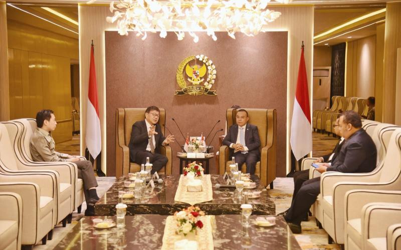 Dasco Terima Dubes Singapura, Bahas Energi Baru Terbarukan