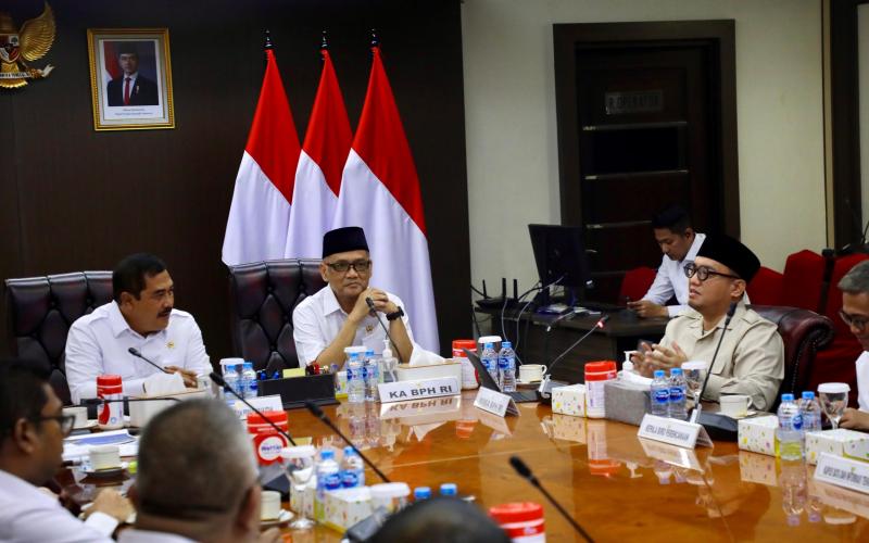 Menteri Impas Perketat Visa Ziarah Musim Haji