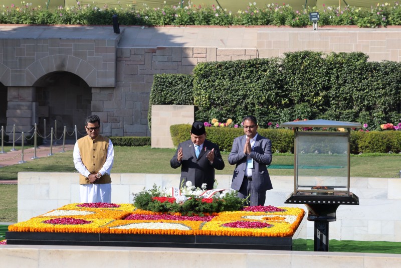 Prabowo Tabur Bunga di Makam Mahatma Gandhi