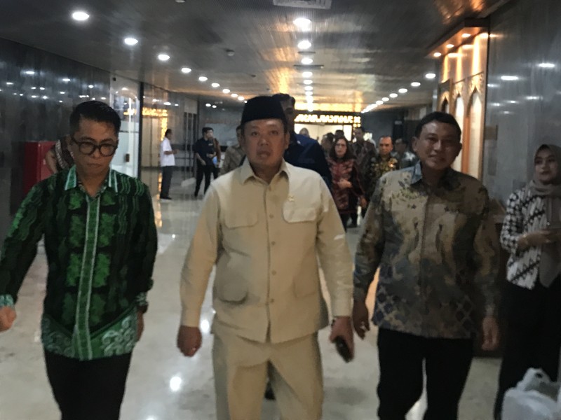 Komisi II DPR Evaluasi Kinerja Menteri ATR Nusron Wahid