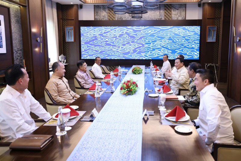 Prabowo-JK Bahas Isu Pangan Sambil Makan Siang di Istana