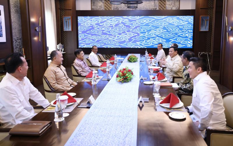 Prabowo-JK Bahas Isu Pangan Sambil Makan Siang di Istana