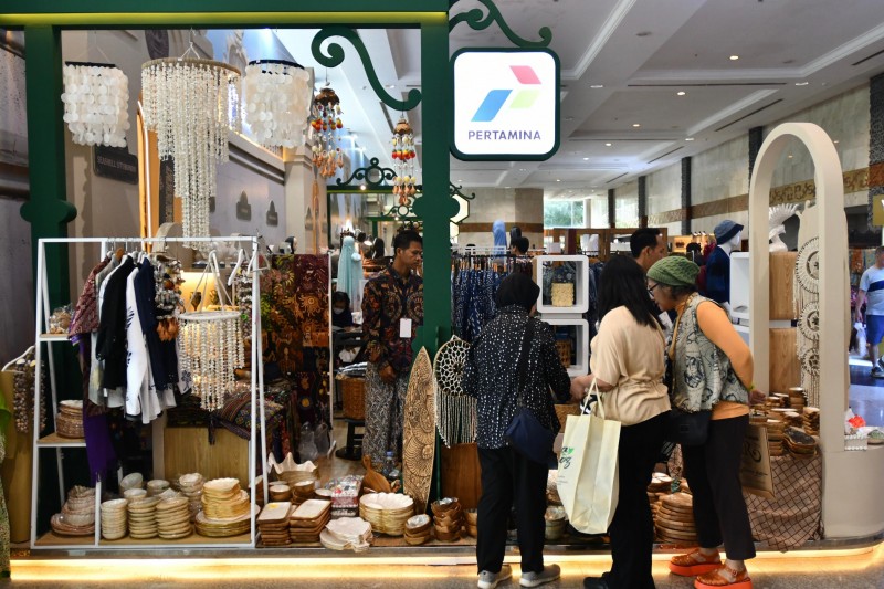Menang Booth Terbaik, UMKM Binaan Pertamina Sukses Raih Transaksi Miliaran Rupiah di INACRAFT 2025