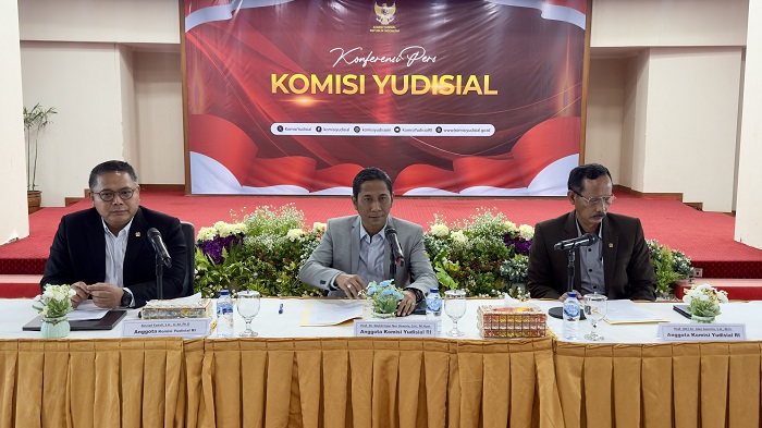 Anggaran Dipangkas, KY Kerja Selektif