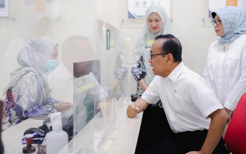 Jadi Menteri Pertama yang Cek Kesehatan Gratis di Puskesmas, Pratikno Puas