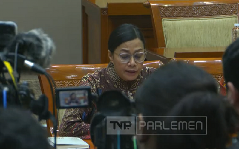 Sri Mulyani: Tidak Ada PHK Honorer, Anggaran Beasiswa Tak Terpangkas