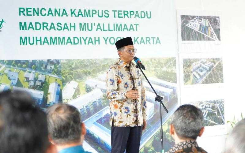 Menteri Dody Tinjau Pembangunan Kampus Terpadu Muhammadiyah Yogyakarta, Dukung Akses Pendidikan Perempuan