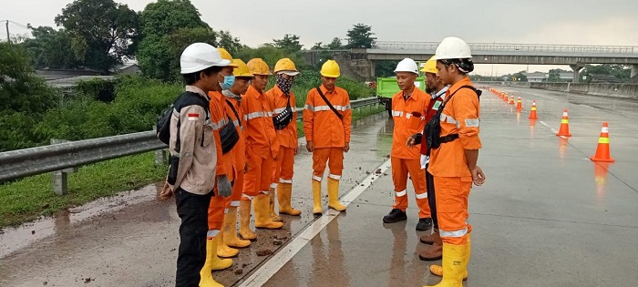 API Tinjau Kondisi Jalan Tol Cibitung-Cilincing