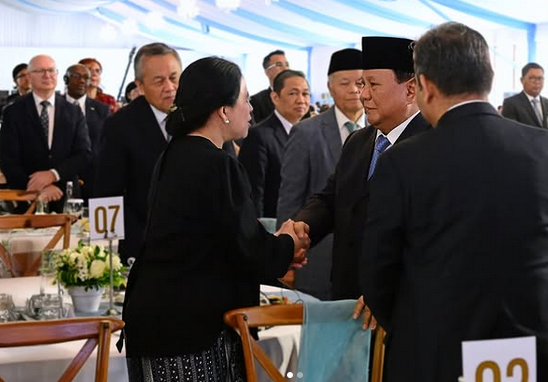 Prabowo Puji Puan Maharani