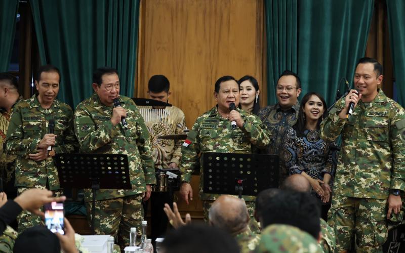 Isi Retret Kepala Daerah, Trio Prabowo-Jokowi-SBY Dendangkan Lagu 