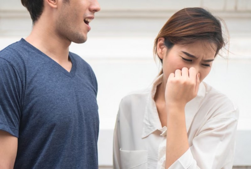 4 Tips Cegah Bau Mulut saat Puasa dari Ahlinya!