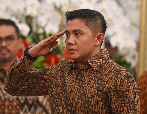 KSAD Maruli: Teddy Tak Perlu Mundur dari TNI