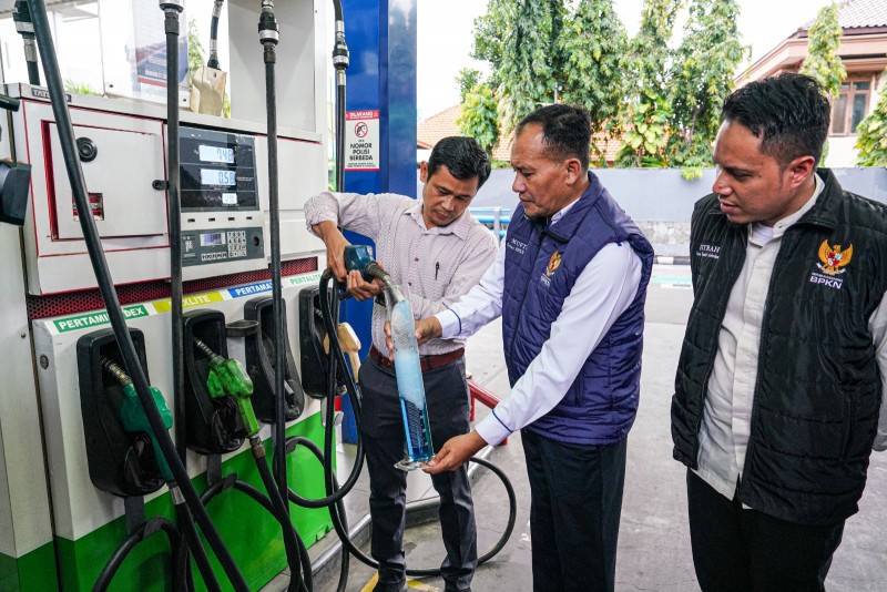 Badan Perlindungan Konsumen Nasional Bakal Bentuk Tim Pencari Fakta, Pastikan Produk Pertamina Sesuai Spek