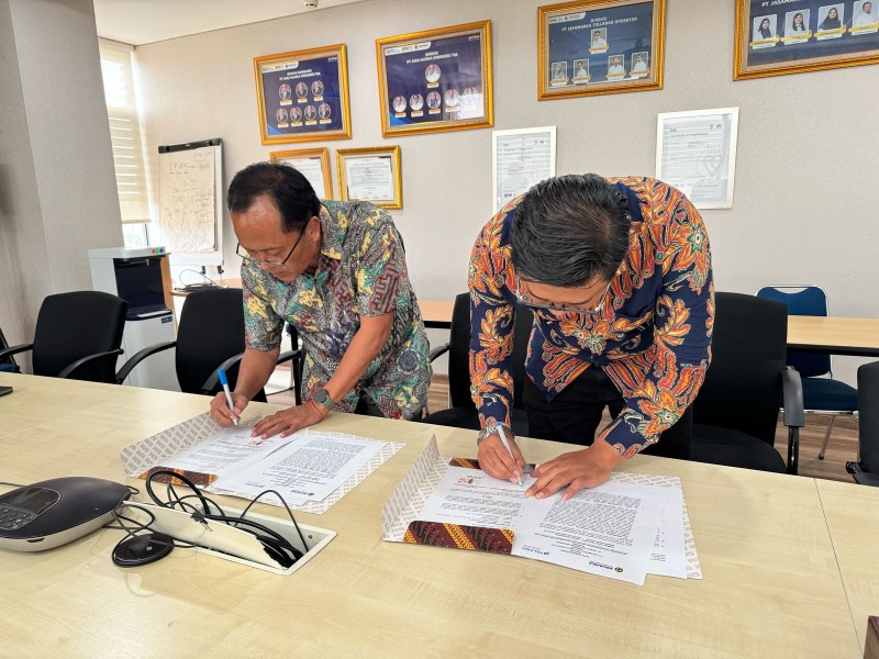 PT API dan PT Jasamarga Resmi Jalin Kerja Sama untuk Perkuat Sinergi Layanan Jalan Tol