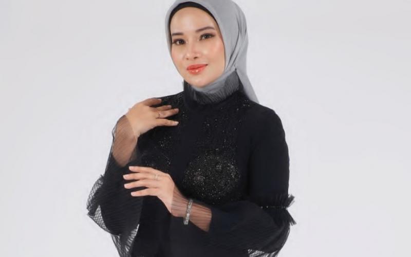 Ibu Tangguh yang Mampu Menjalankan Dua Peran Sekaligus