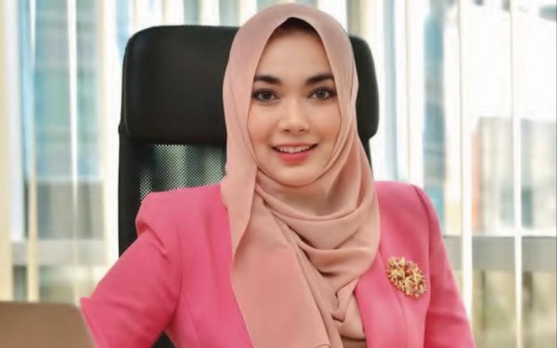 Nadia Stefanie Destiani, Kembangkan Stefskin Official dengan Inovasi