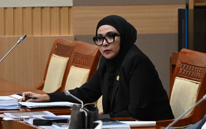 Buntut Isinden Way Kanan, DPR Minta Evaluasi Strategi Pengamanan Tugas Polri