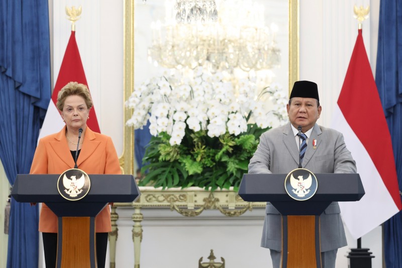 RI Gabung New Development Bank, Apa Pertimbangan Prabowo?