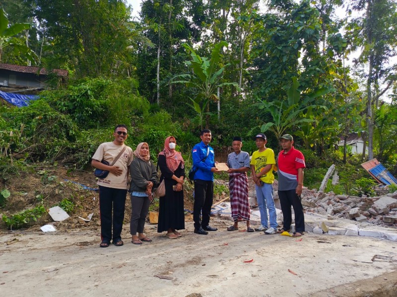 Pemerintah Apresiasi Kiprah Guru Penggerak Kebumen Bantu Korban Banjir dan Longsor