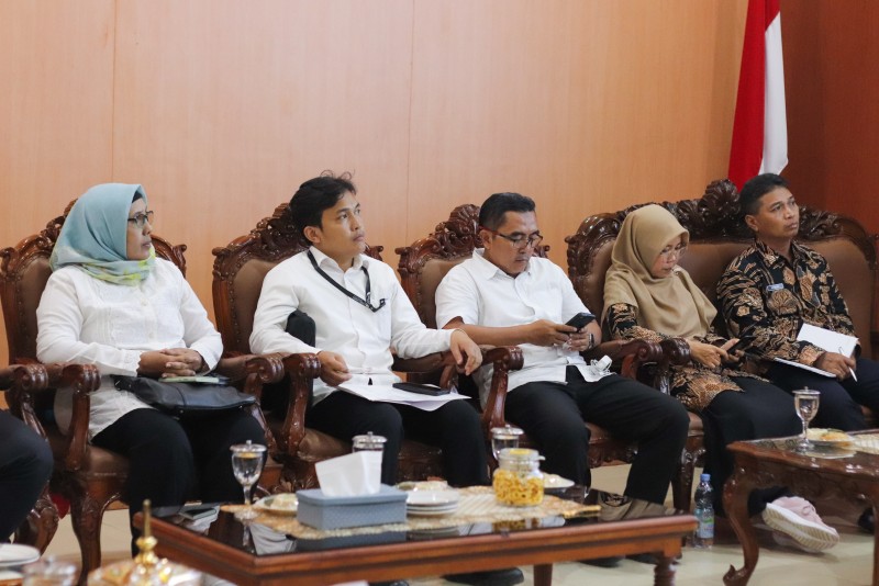 Menteri LH Hanif Faisol Apresiasi Pengelolaan Sampah di Kebumen, Sudah Semakin Maju