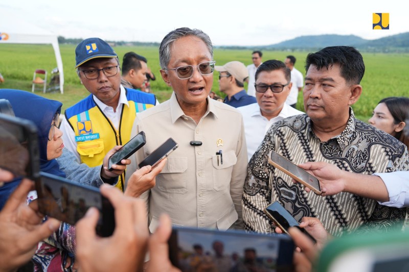 Menteri PUPR Tinjau Irigasi Kalibawang, Targetkan Pemerataan Air dan Swasembada Pangan