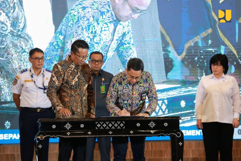 Perkuat Tata Kelola Pemerintahan, Kementerian PU dan Kementerian Hukum Teken Nota Kesepahaman