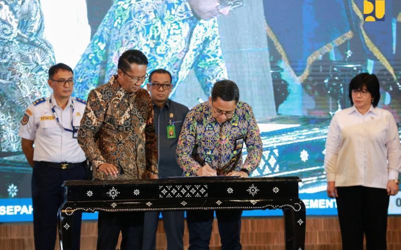Perkuat Tata Kelola Pemerintahan, Kementerian PU dan Kementerian Hukum Teken Nota Kesepahaman