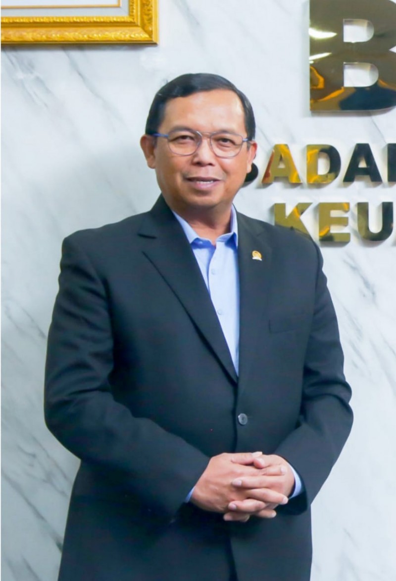 Herman Khaeron (Anggota Komisi VI DPR RI dan Pimpinan BAKN DPR RI), Membangun Politik yang Bersih, Cerdas dan Santun