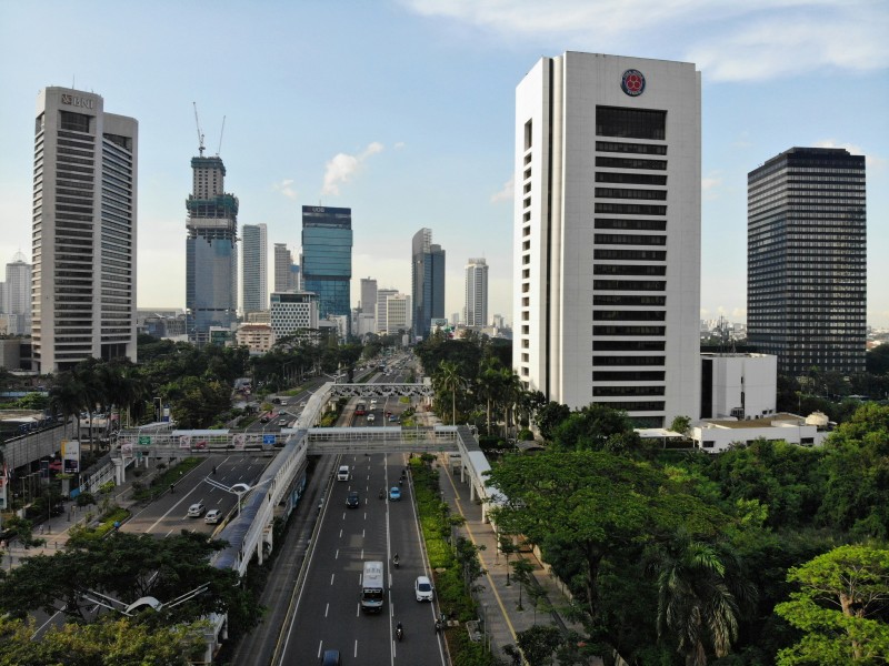 Perdagangan Saham di BEI Melonjak, IHSG Tembus 7.100 Pekan Ini