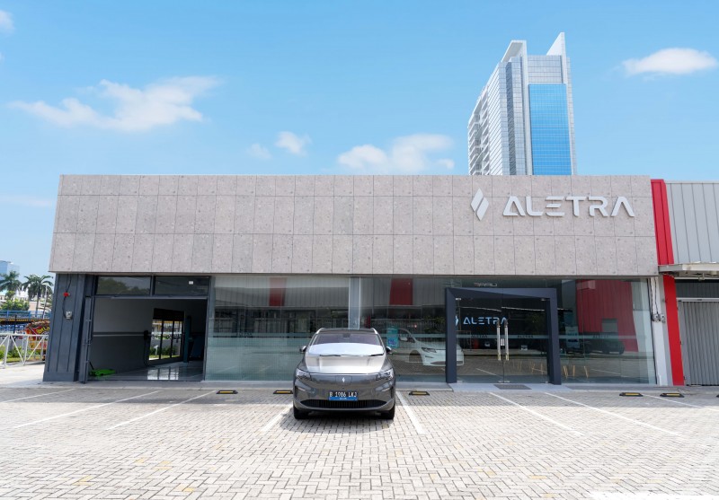 Aletra Resmi Buka Dua Dealer Pertama, Perkuat Ekspansi Mobil Listrik Nasional