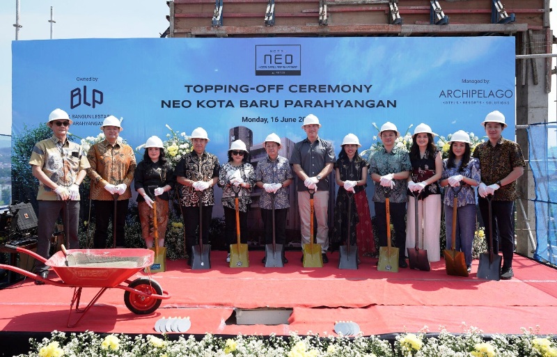 Archipelago Siap Hadirkan Akomodasi Modern di Jantung Bandung Barat Melalui Topping Off Hotel Neo Kota Baru Parahyangan