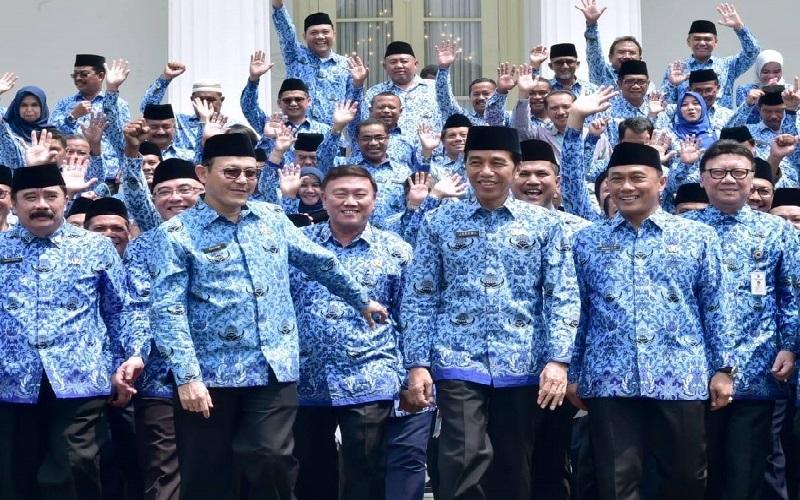 Pemerintah Resmi Terapkan Skema WFA untuk ASN, Begini Aturan Lengkapnya!