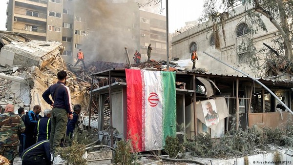 Puluhan WNI di Iran Dievakuasi ke Azerbaijan