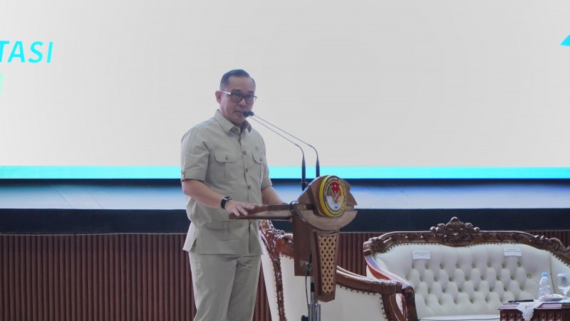 Wamen Investasi Revisi Aturan Perizinan, Targetkan Ekonomi Tumbuh 8%