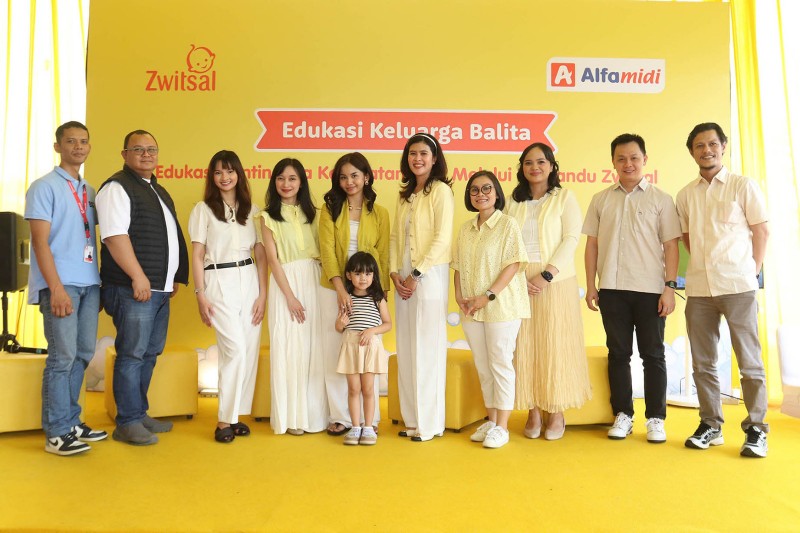 Belanja Dapat Ilmu: Zwitsal x Alfamidi Hadirkan Posyandu Zaman Now