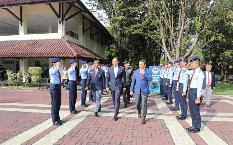 AHY Pimpin Upacara HUT ke-35 SMA Taruna Nusantara, Dorong Sekolah Terus Cetak Patriot Muda